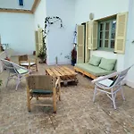 Appartement Lumineux A Tanger Avec Terrasse