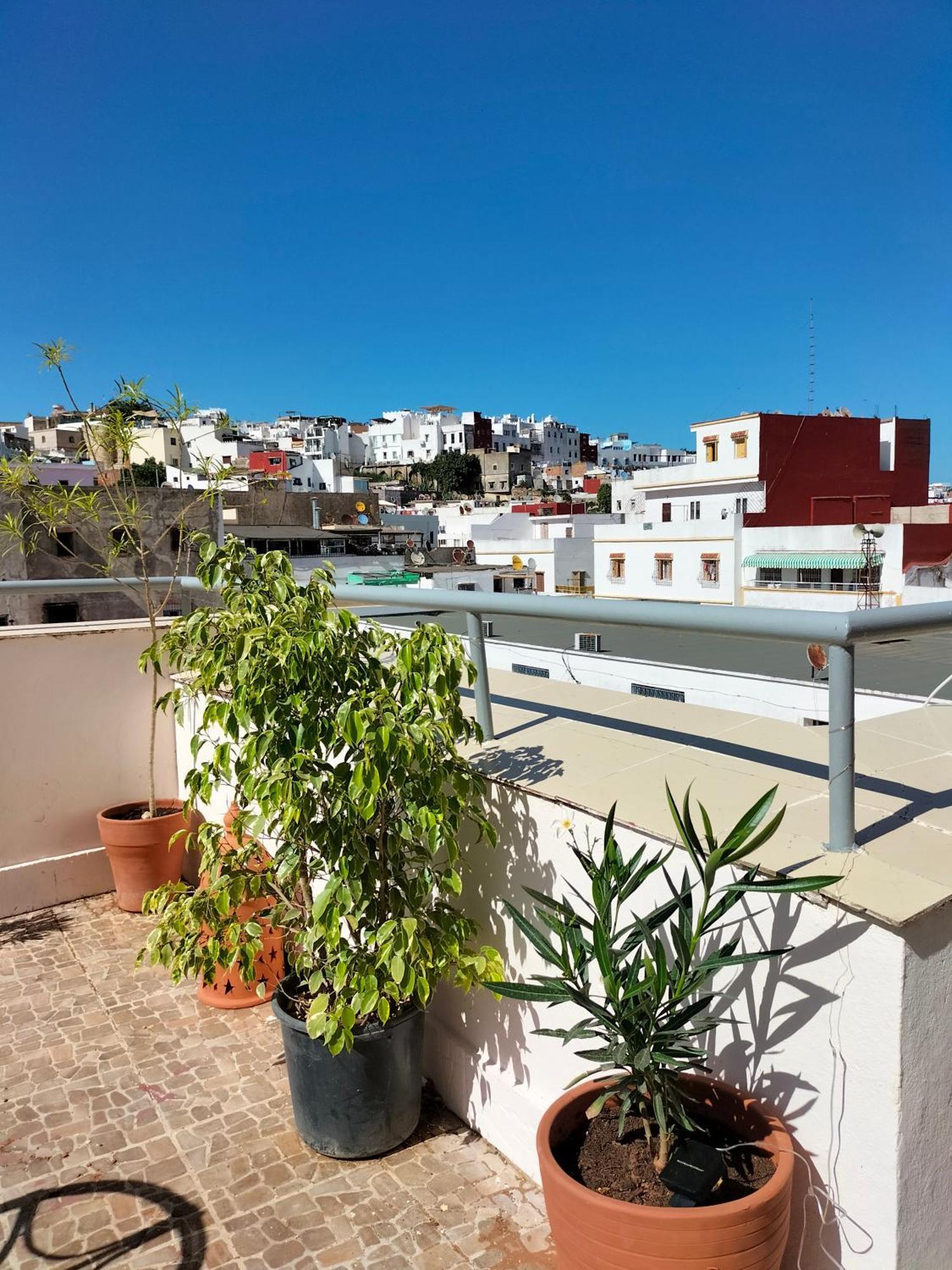 Lumineux A Avec Terrasse Apartment Tangier