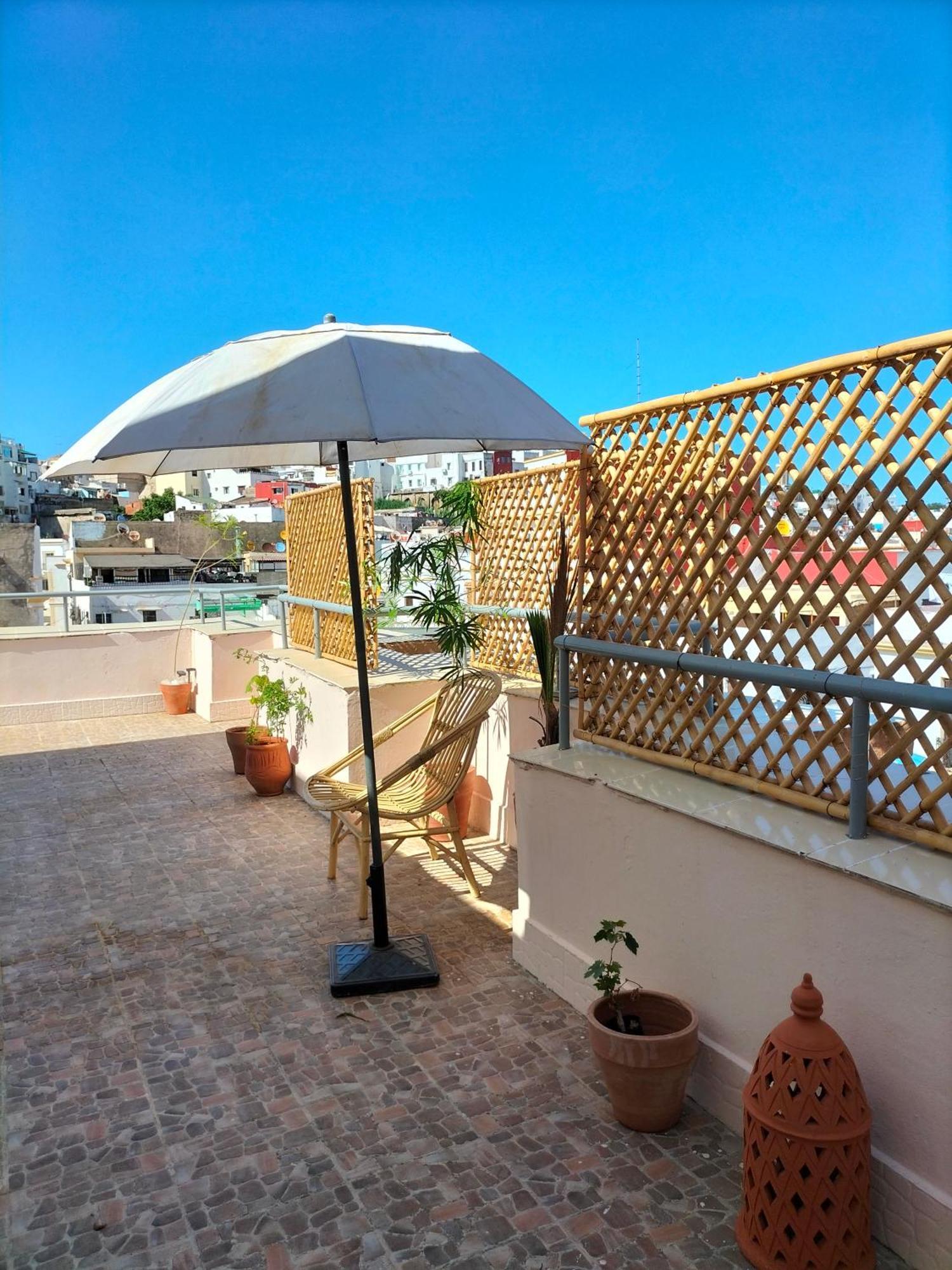 Lumineux A Avec Terrasse
